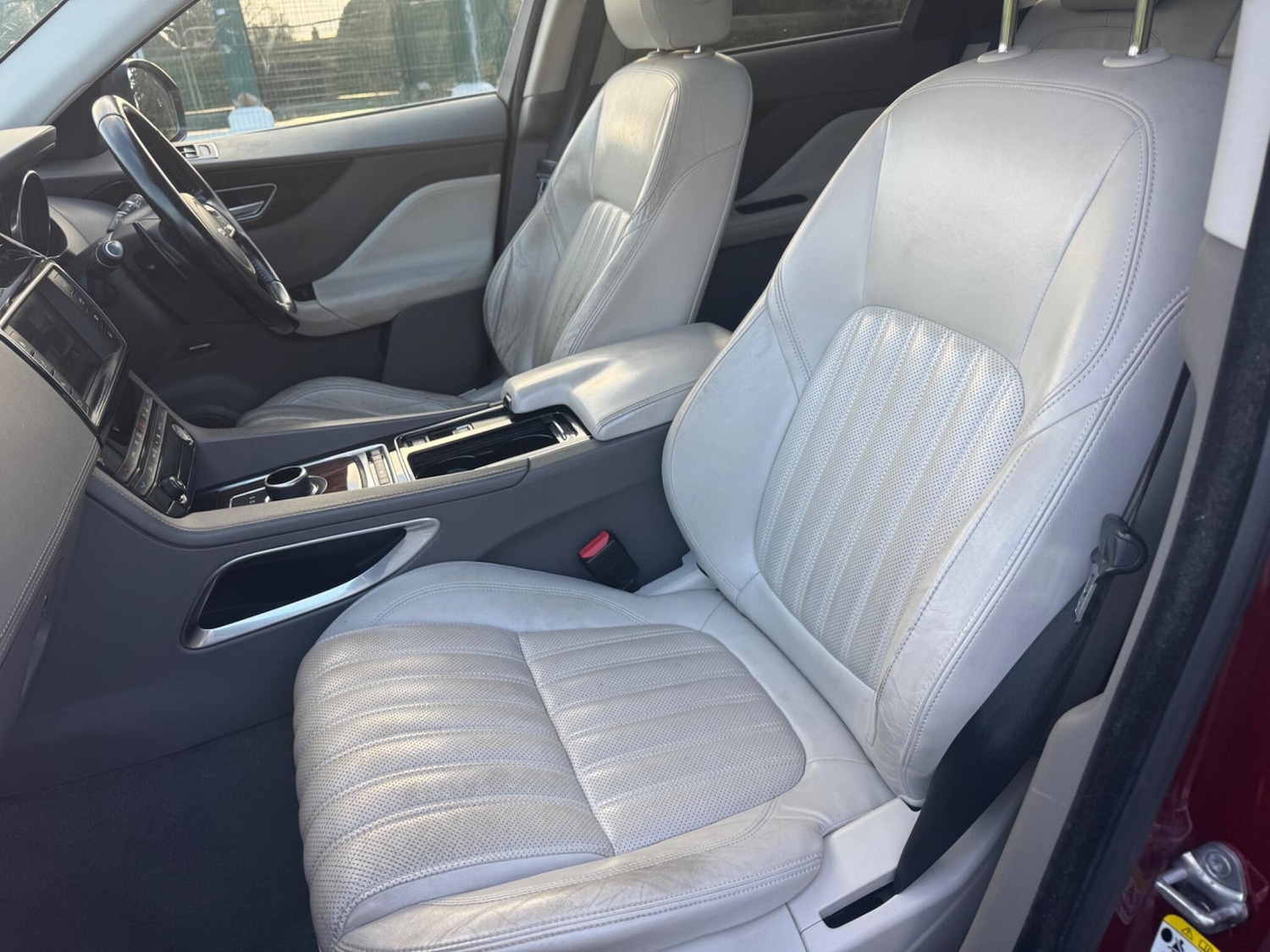 Used Jaguar F-Pace for sale - 77268105: Photo 34