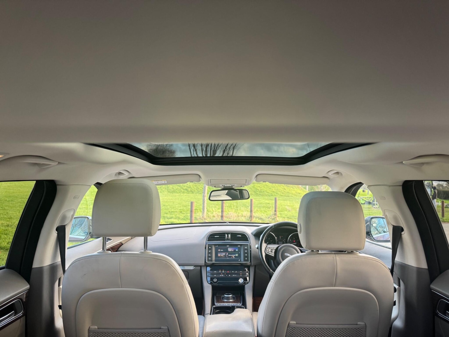 Used Jaguar F-Pace for sale - 77268105: Photo 37