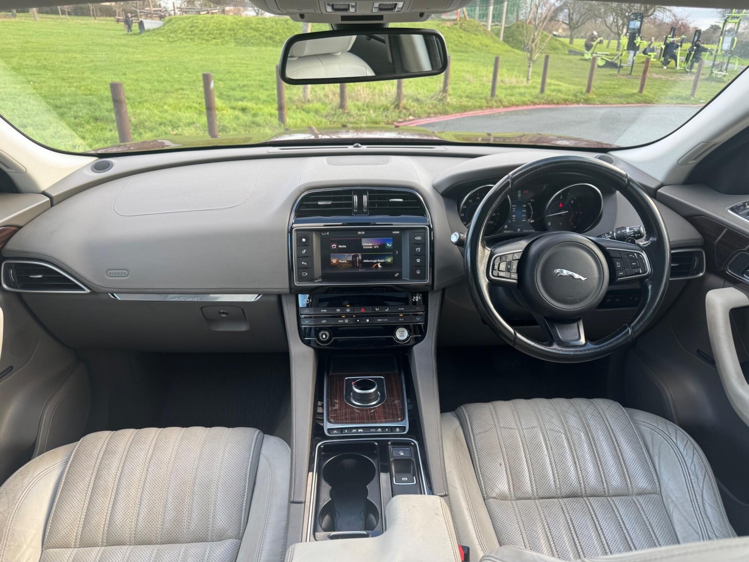 Used Jaguar F-Pace for sale - 77268105: Photo 49