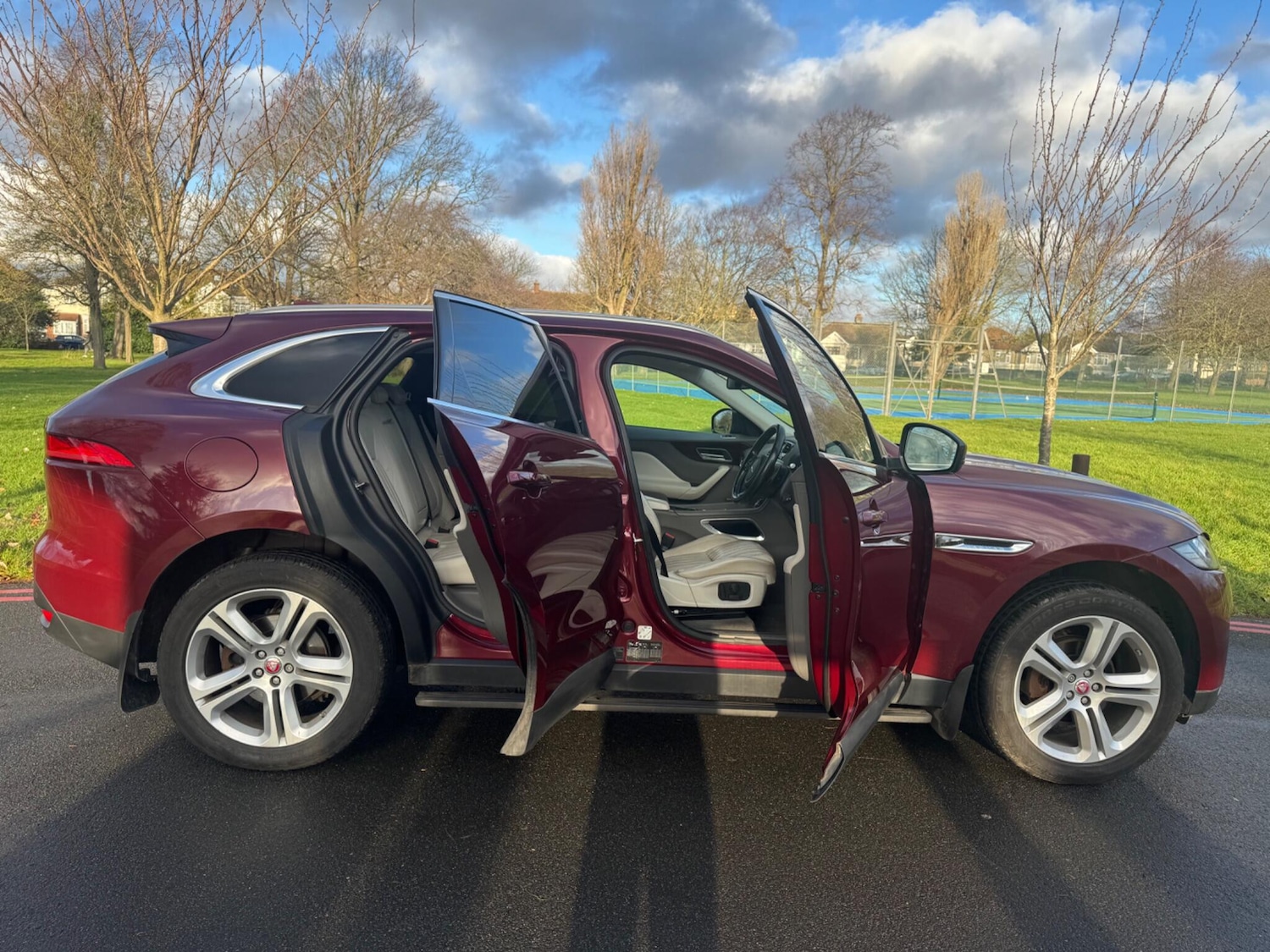 Used Jaguar F-Pace for sale - 77268105: Photo 7