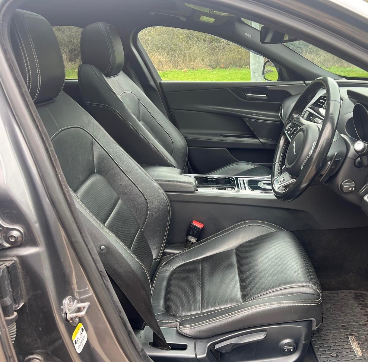 Used Jaguar XE 2016 for sale - 77411126: Photo 21