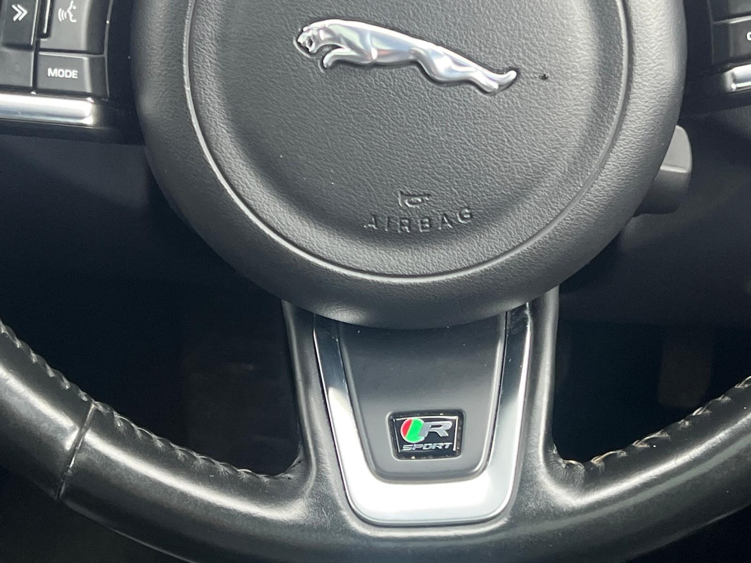 Used Jaguar XE 2016 for sale - 77411126: Photo 42