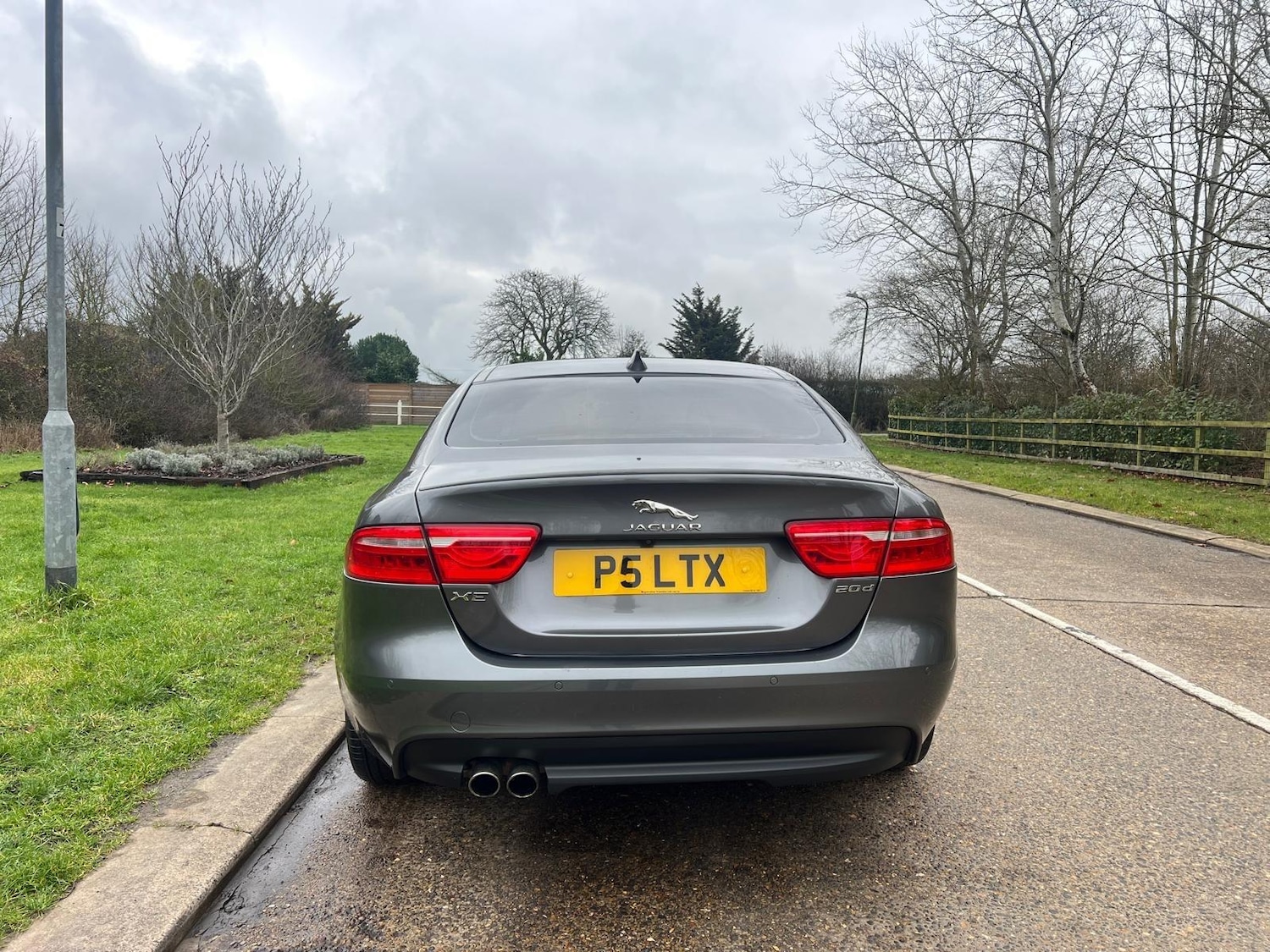 Used Jaguar XE 2016 for sale - 77411126: Photo 5