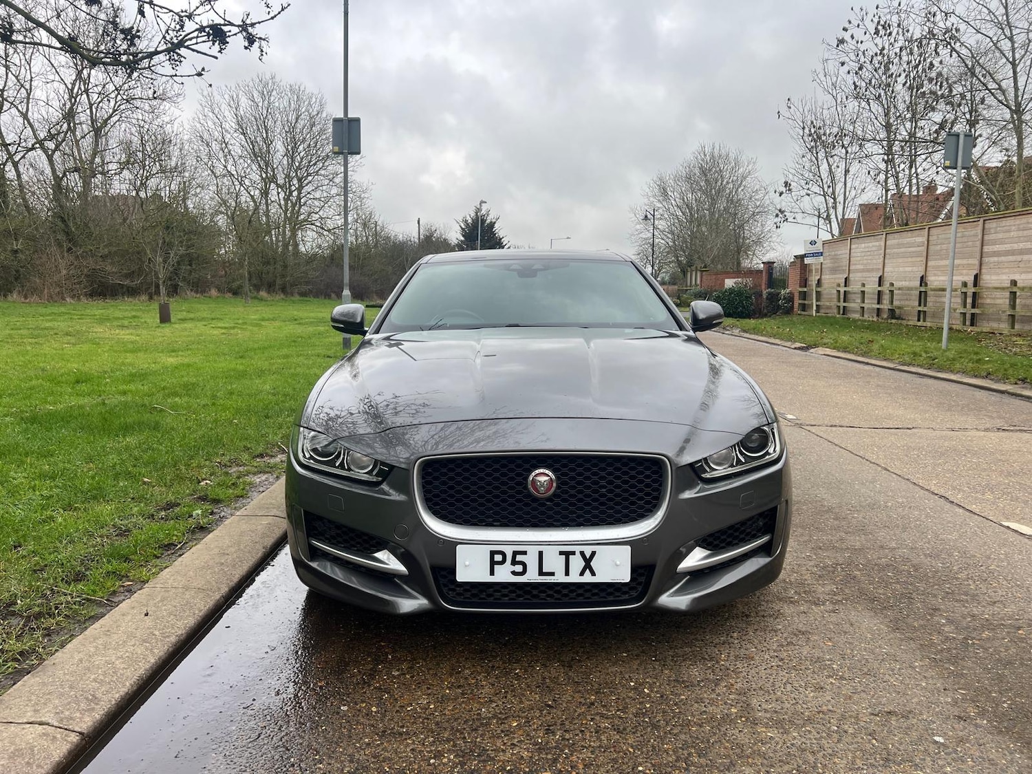 Used Jaguar XE 2016 for sale - 77411126: Photo 9