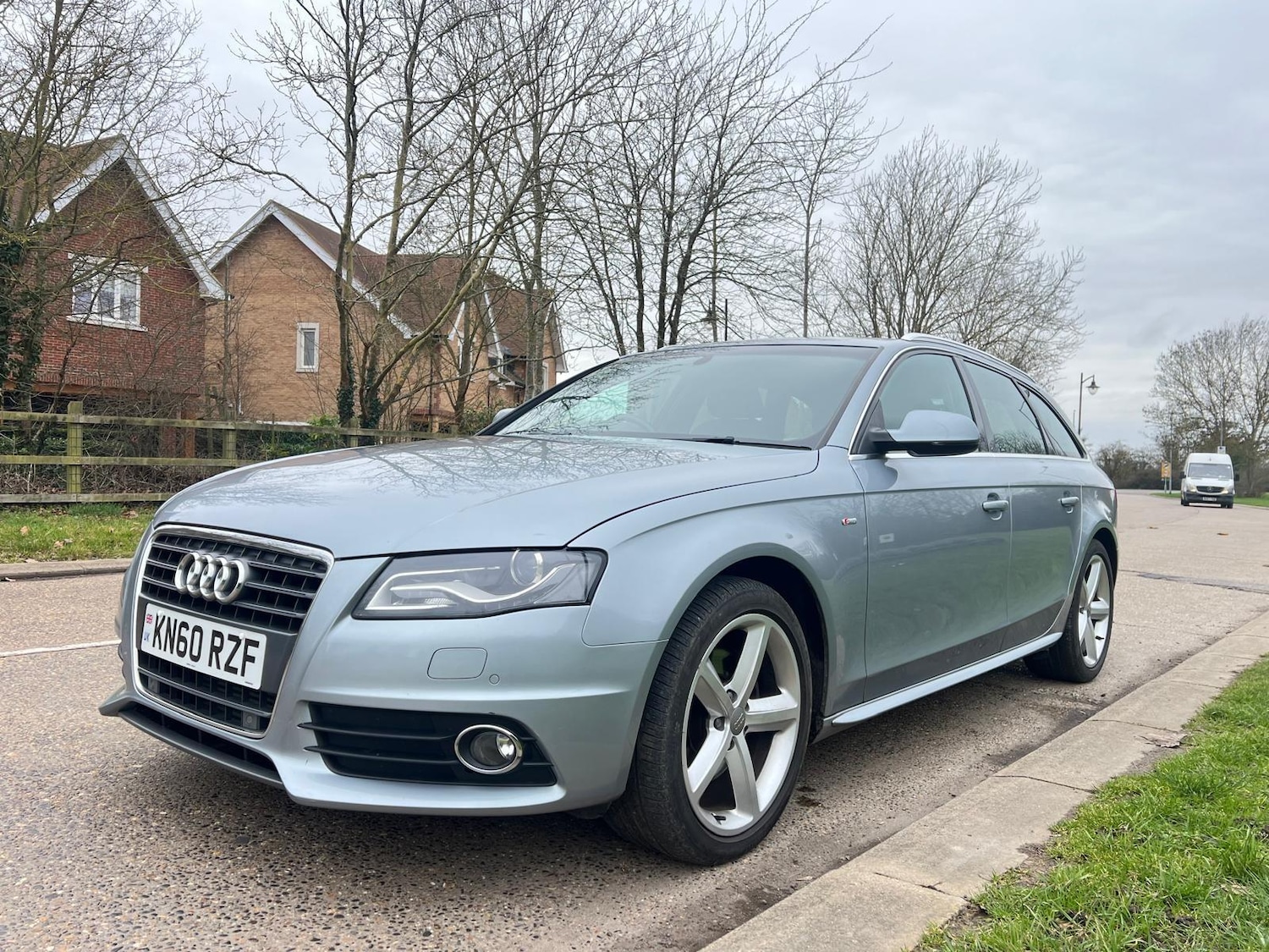 Used Audi A4 Avant 2010 for sale - 77598449: Photo 3