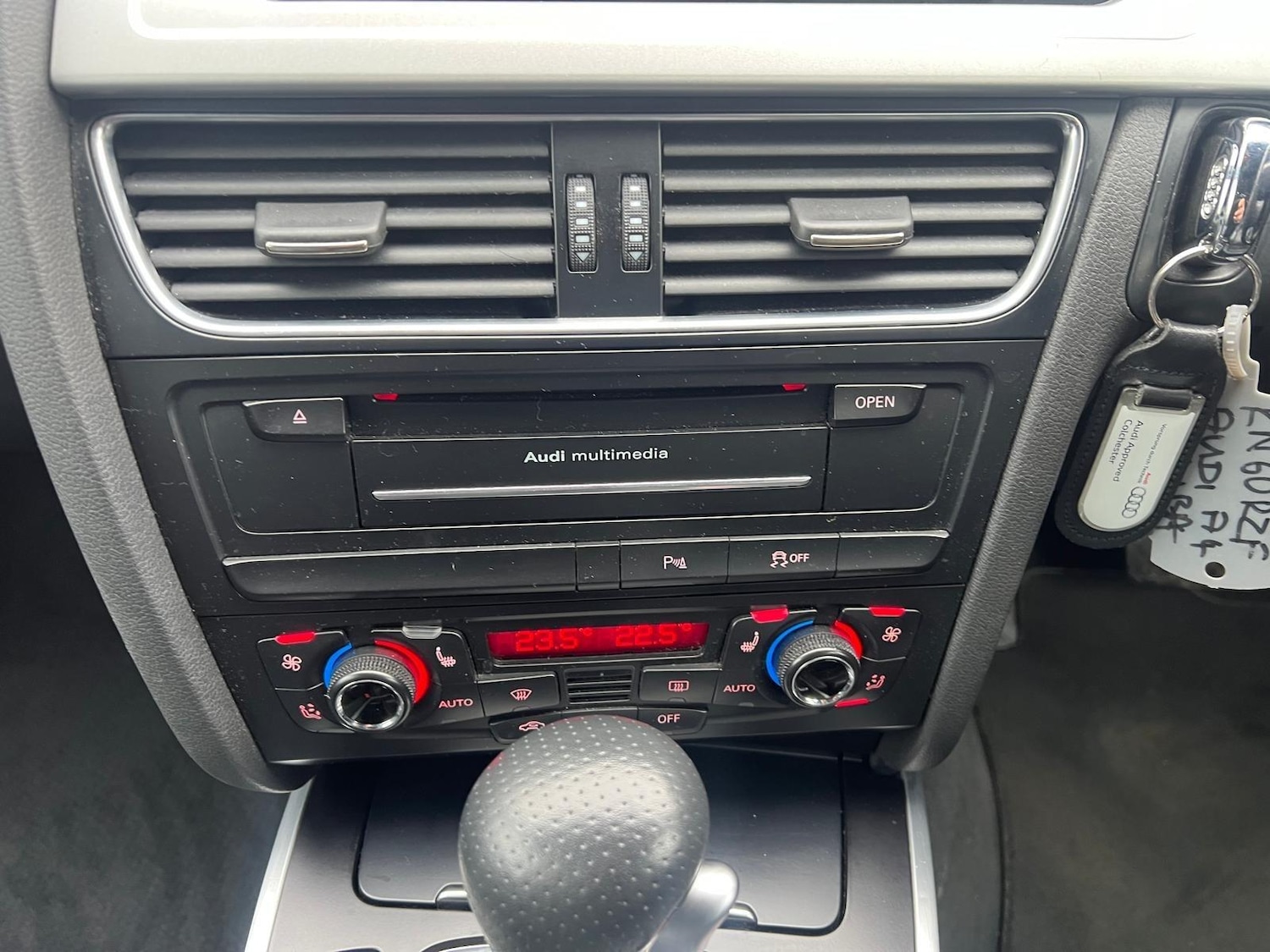 Used Audi A4 Avant 2010 for sale - 77598449: Photo 30