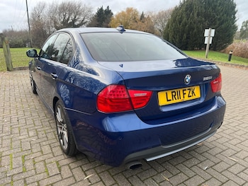 Used BMW 3 Series 2011 for sale - 77016987: Photo