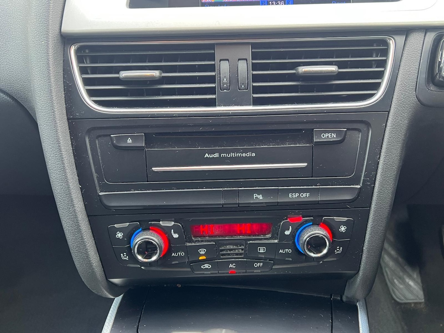 Used Audi A4 2010 for sale - 77479435: Photo 34