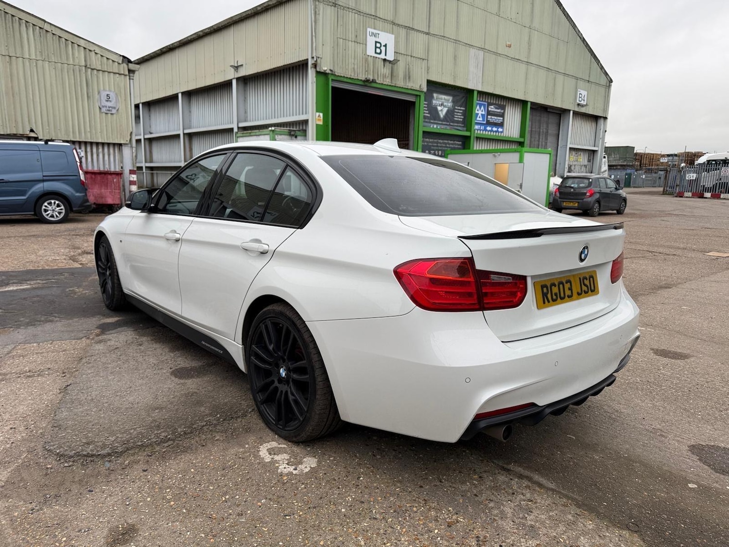 Used BMW 3 Series 2015 for sale - 78063100: Photo 7
