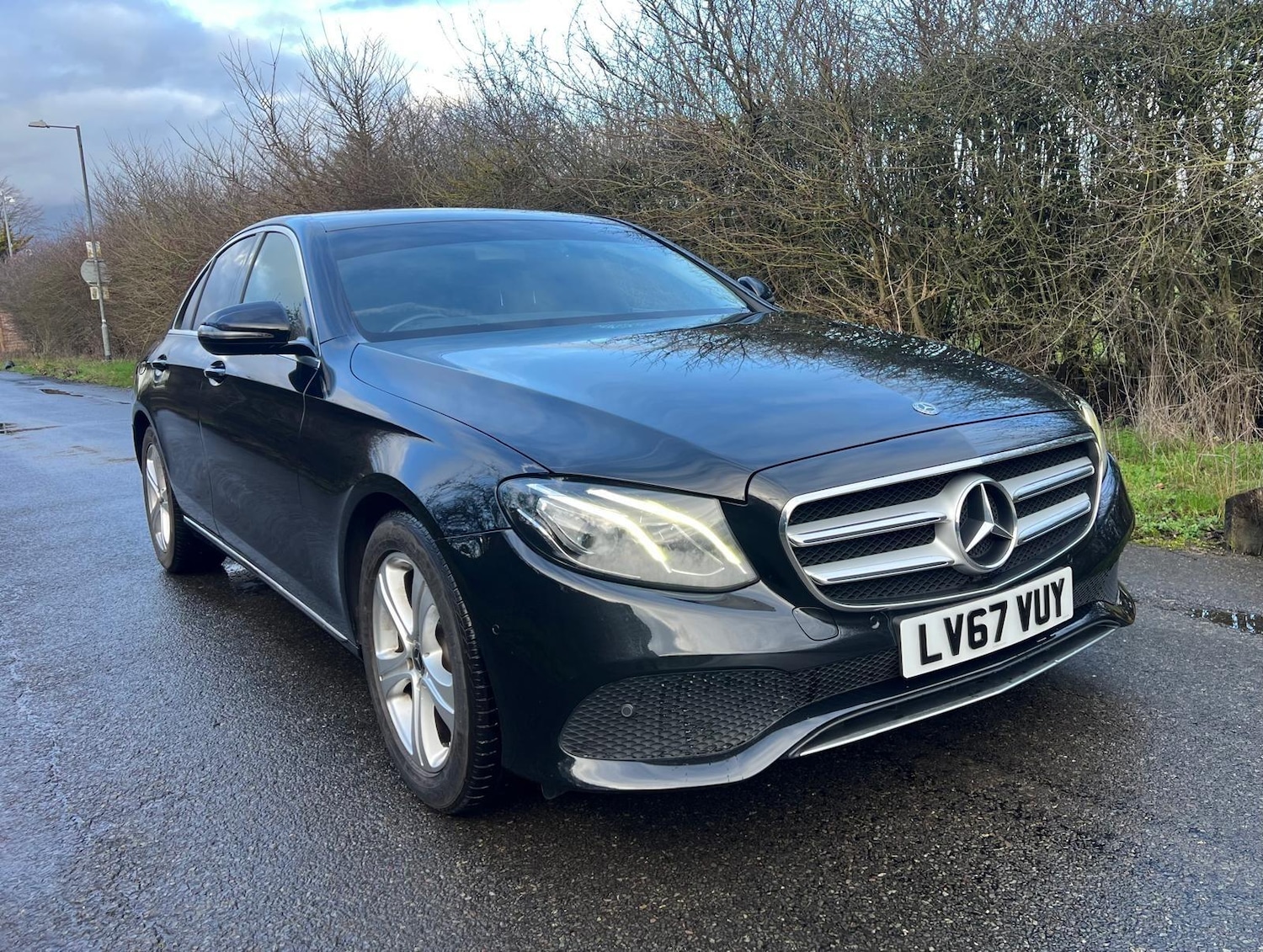 Used Mercedes-Benz E Class 2017 for sale - 78185534: Photo 2