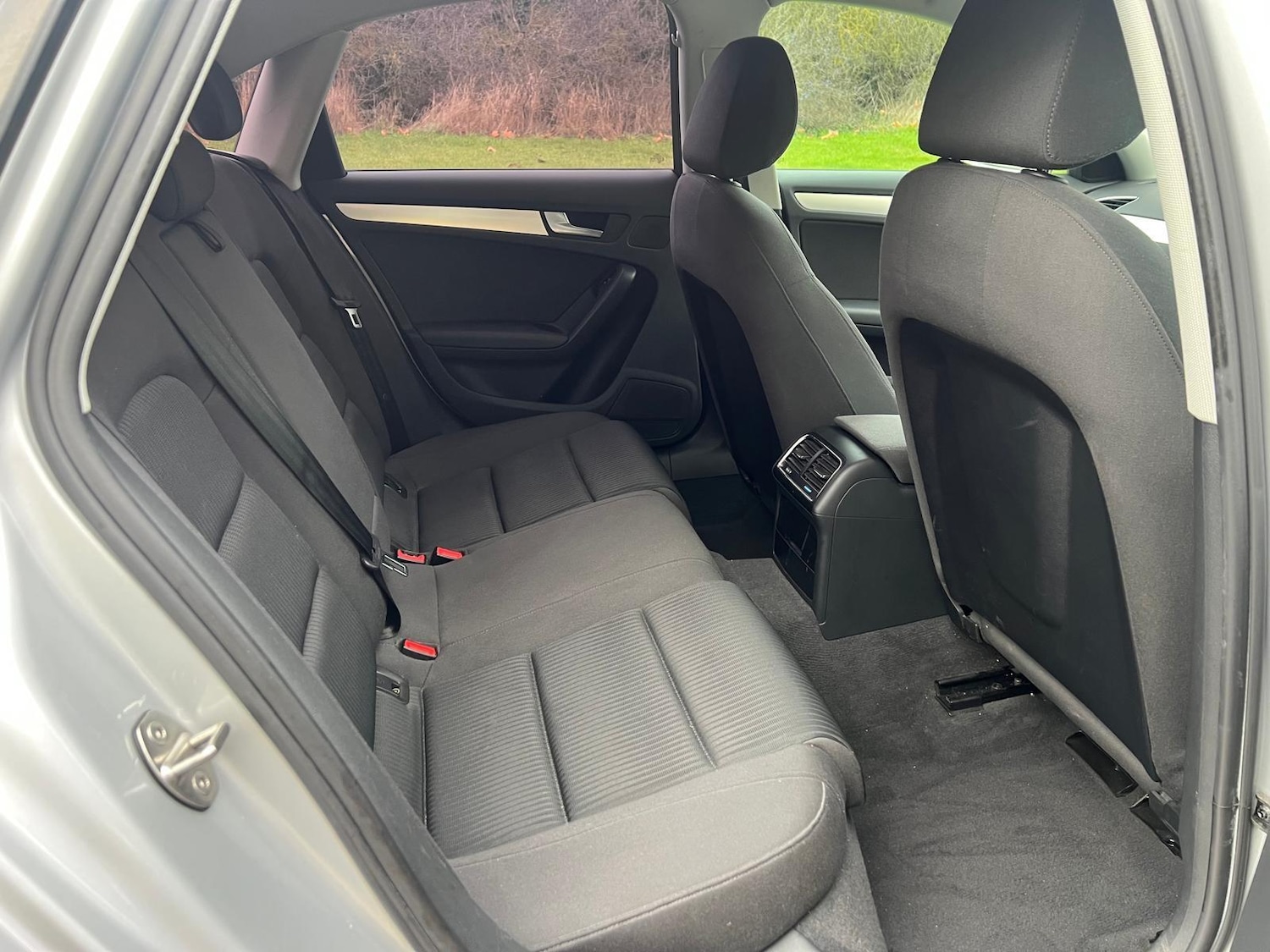 Used Audi A4 2010 for sale - 77425888: Photo 25