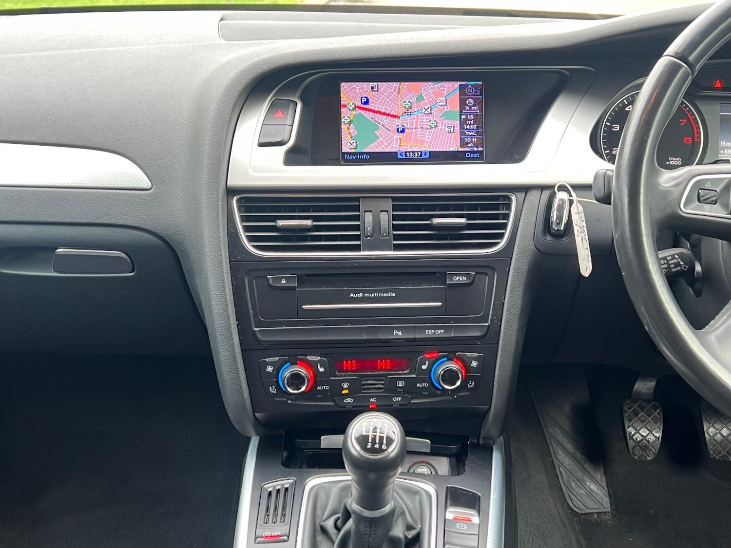 Used Audi A4 2010 for sale - 77425888: Photo 28