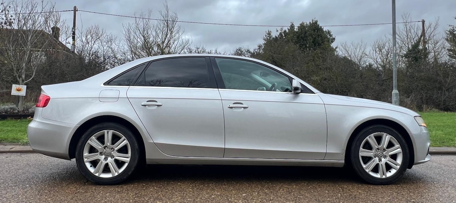 Used Audi A4 2010 for sale - 77425888: Photo 7