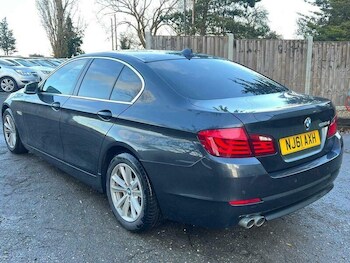 Used BMW 5 Series 2011 for sale - 77411017: Photo