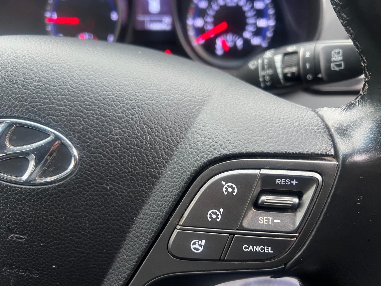 Used Hyundai Santa Fe 2013 for sale - 77074663: Photo 46