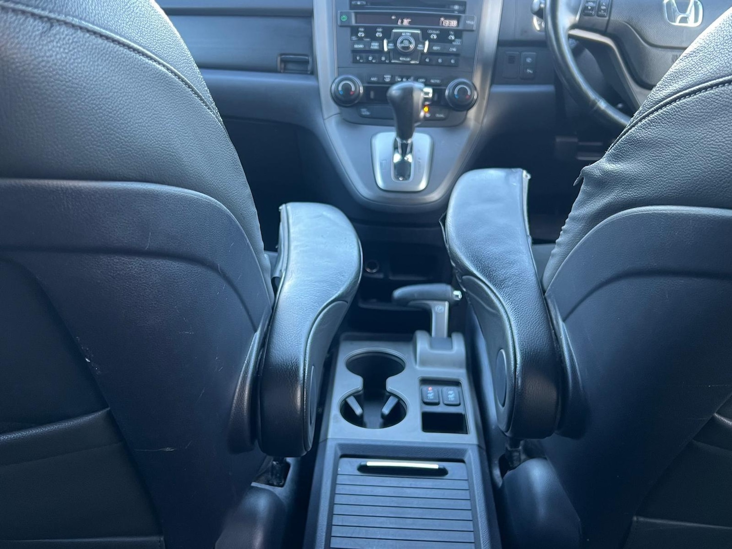 Used Honda CR-V 2010 for sale - 77091429: Photo 15