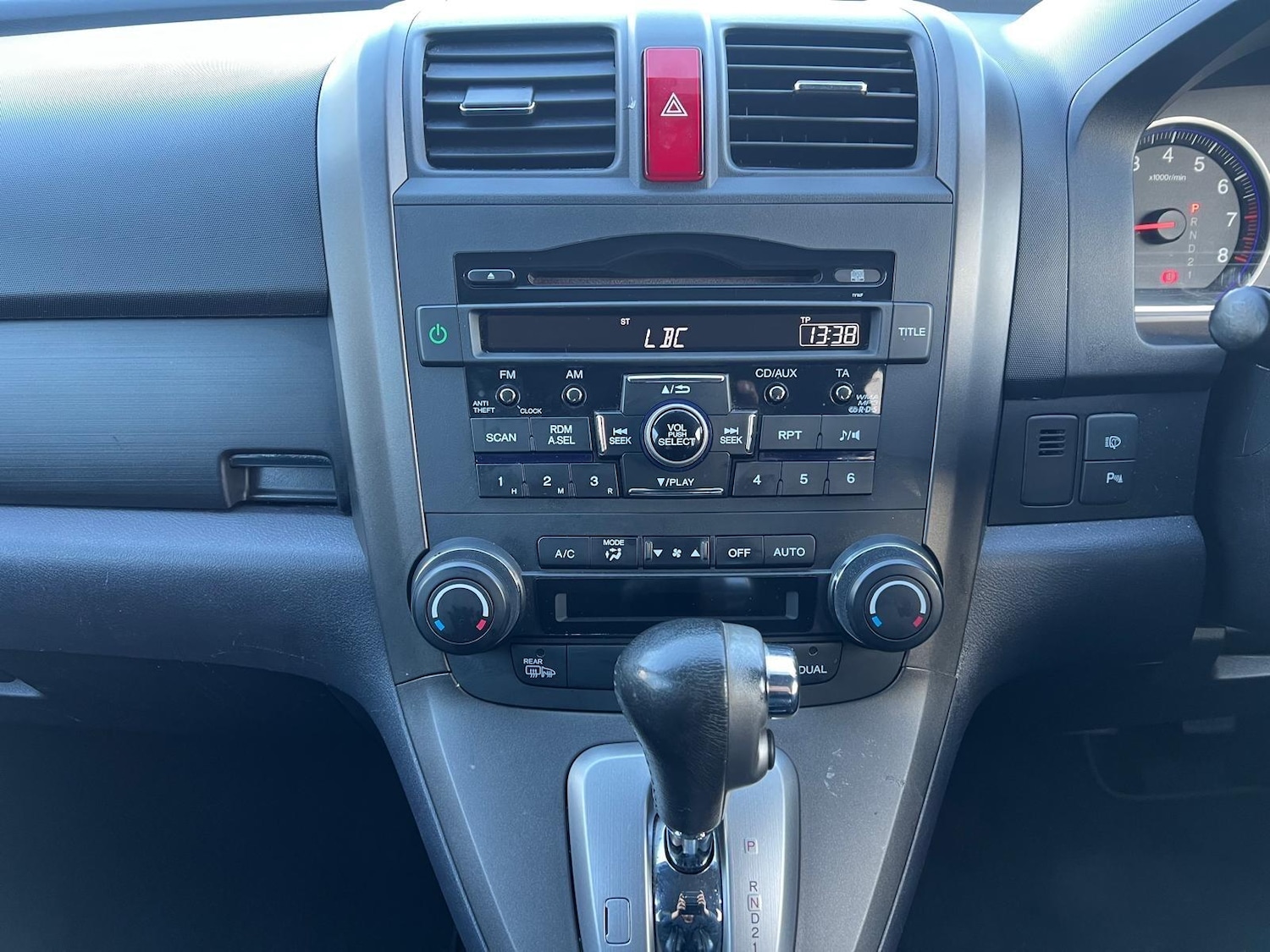 Used Honda CR-V 2010 for sale - 77091429: Photo 18