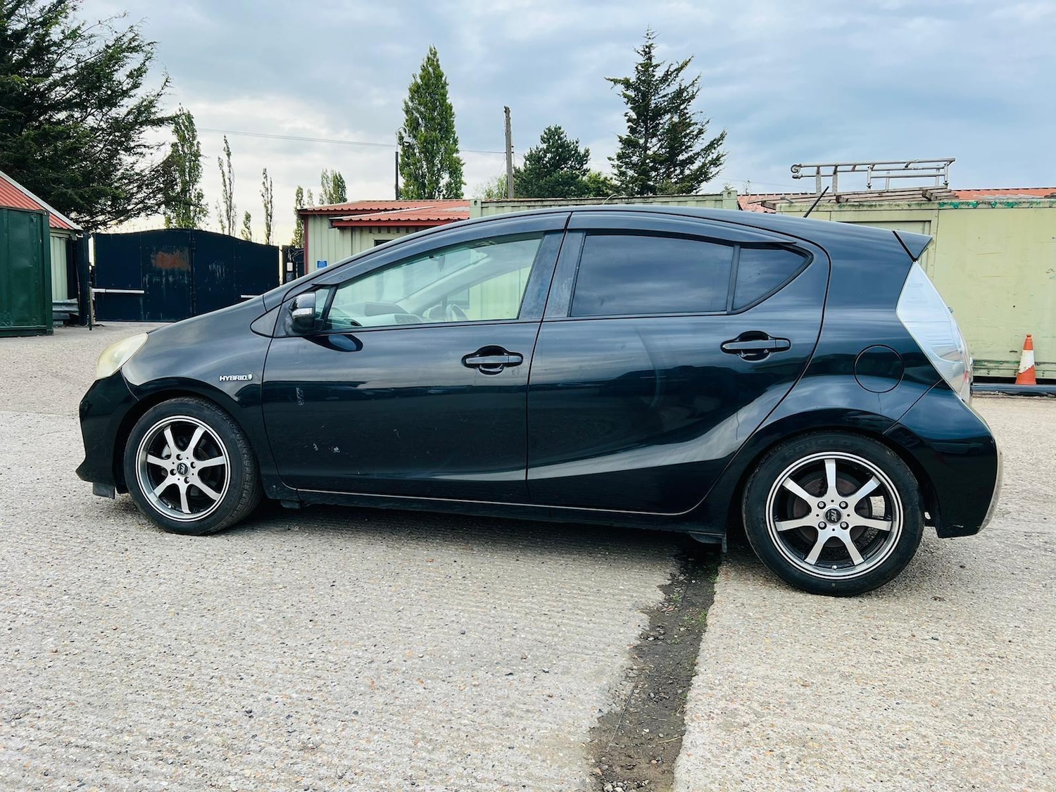 Used Toyota Aqua for sale - 77242633: Photo 14