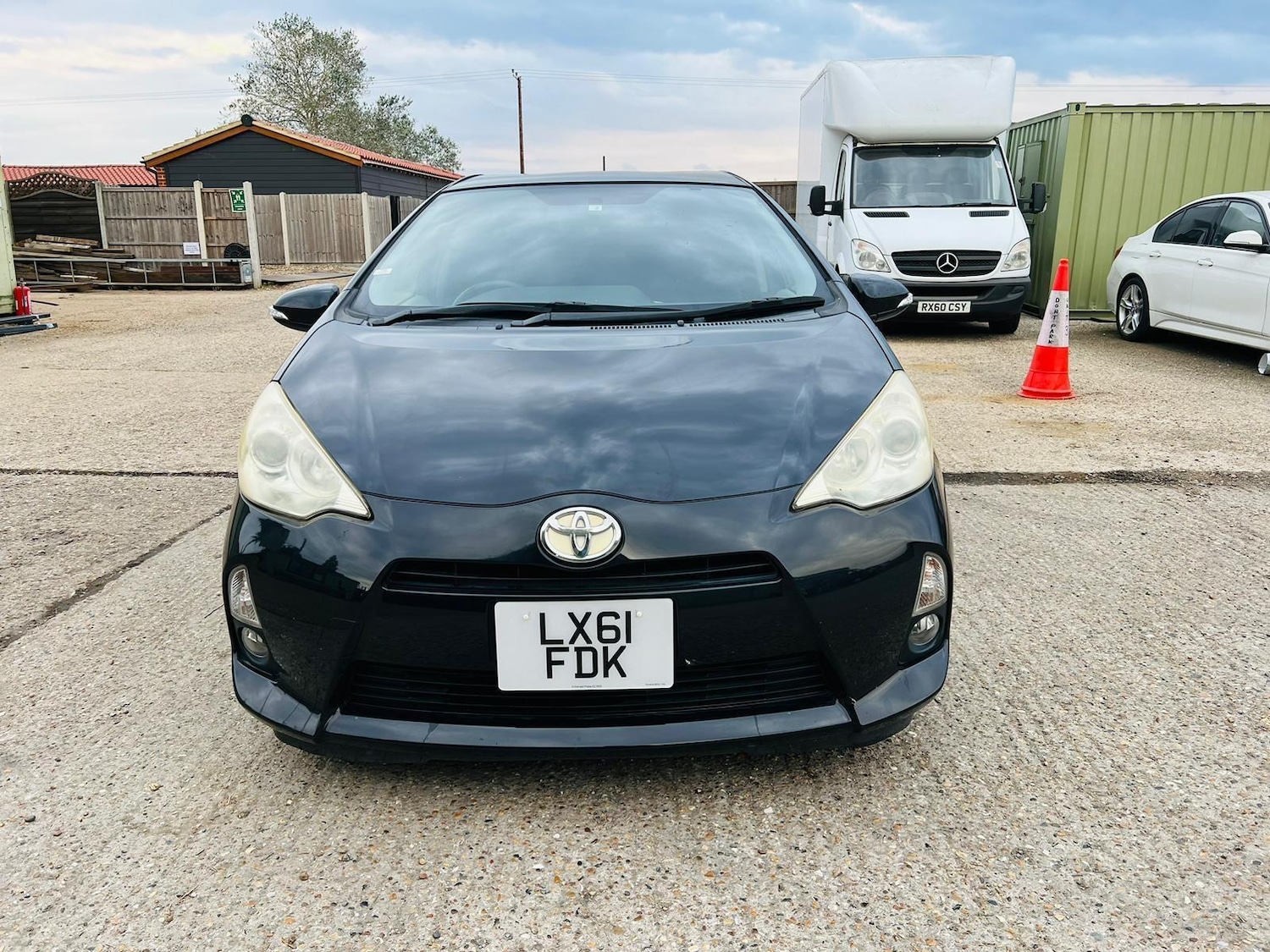 Used Toyota Aqua for sale - 77242633: Photo 15