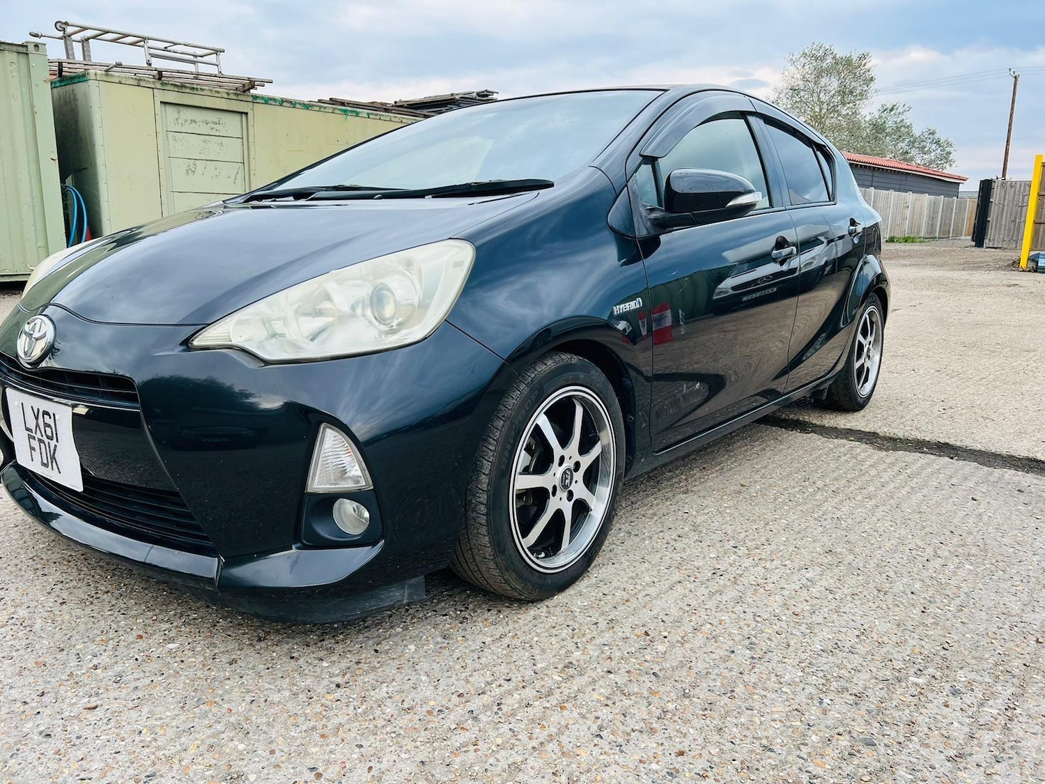 Used Toyota Aqua for sale - 77242633: Photo 6