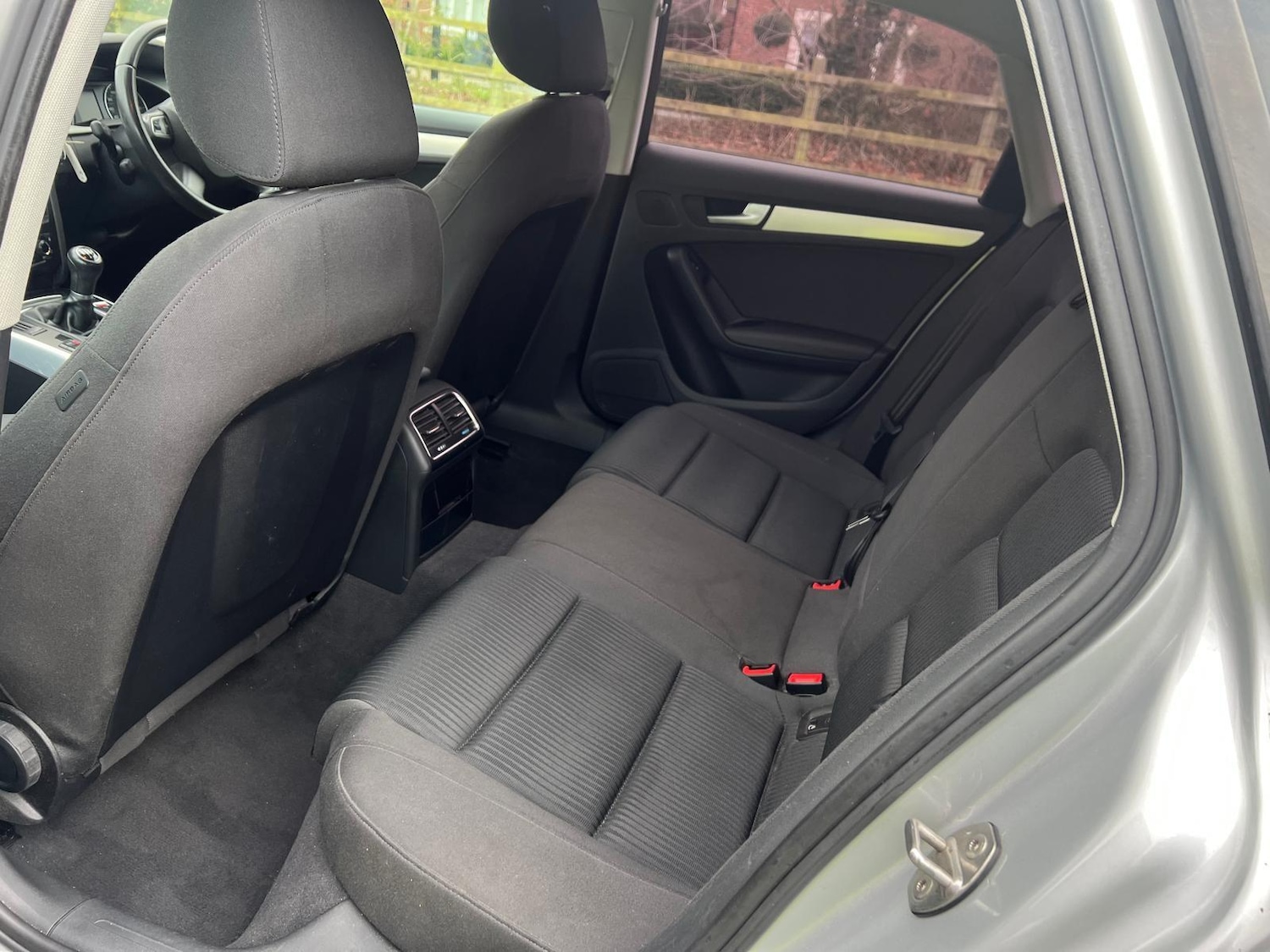 Used Audi A4 2010 for sale - 77203519: Photo 24