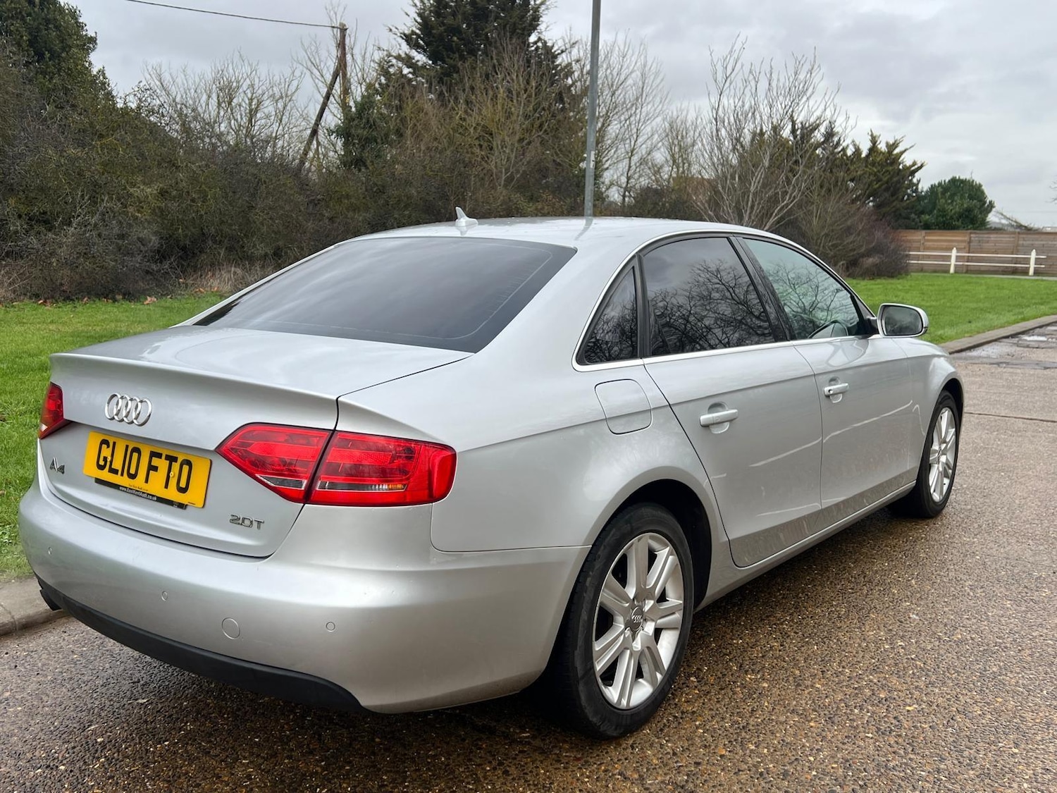 Used Audi A4 2010 for sale - 77203519: Photo 6