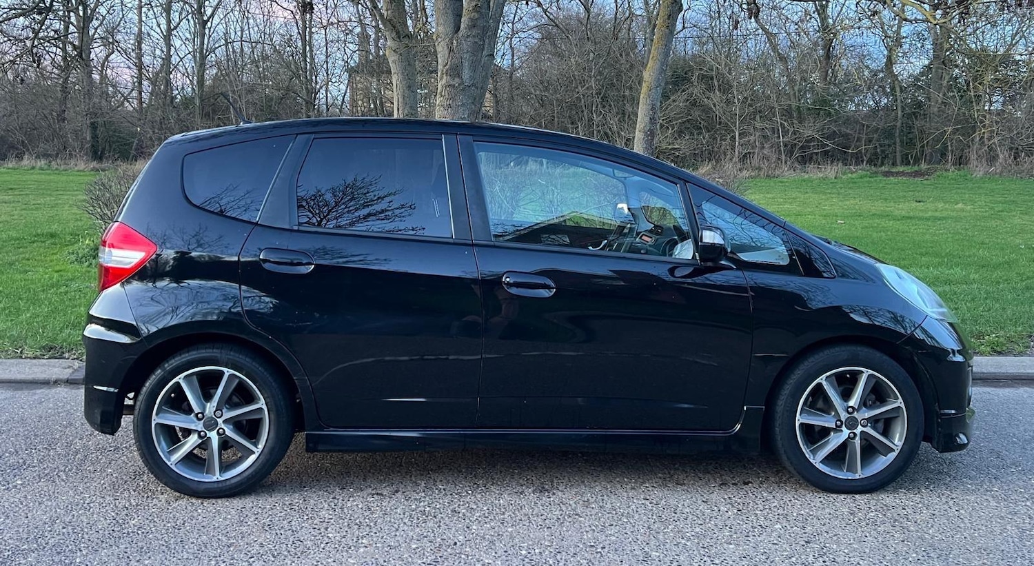 Used Honda Jazz 2014 for sale - 77320795: Photo 10