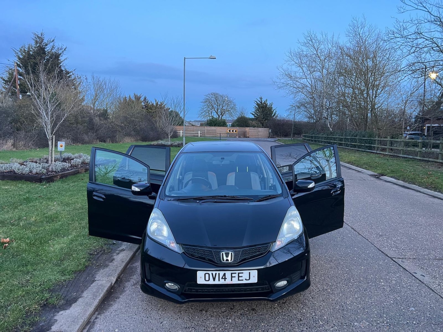 Used Honda Jazz 2014 for sale - 77320795: Photo 14