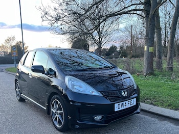 Used Honda Jazz 2014 for sale - 77320795: Photo