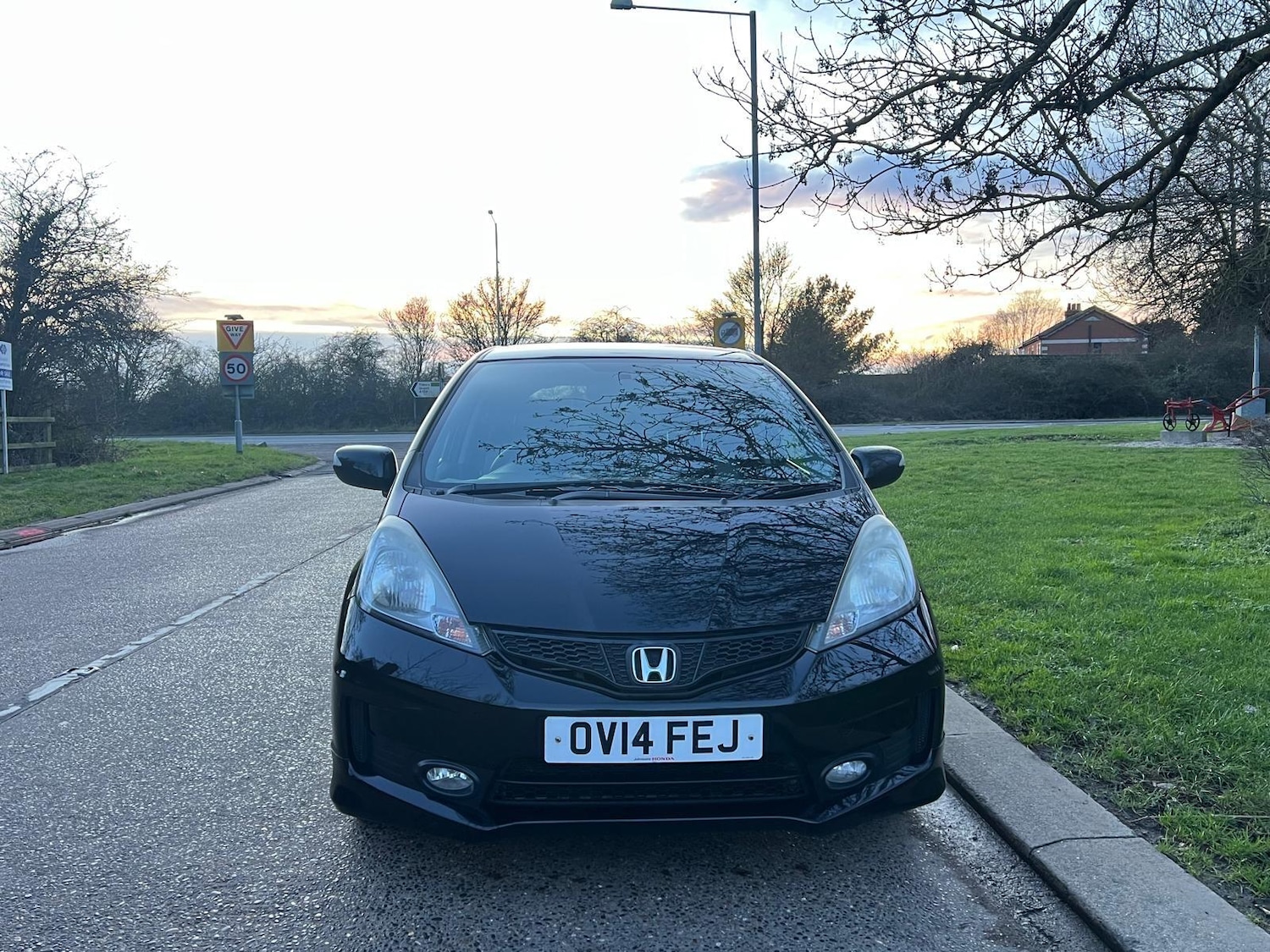 Used Honda Jazz 2014 for sale - 77320795: Photo 2