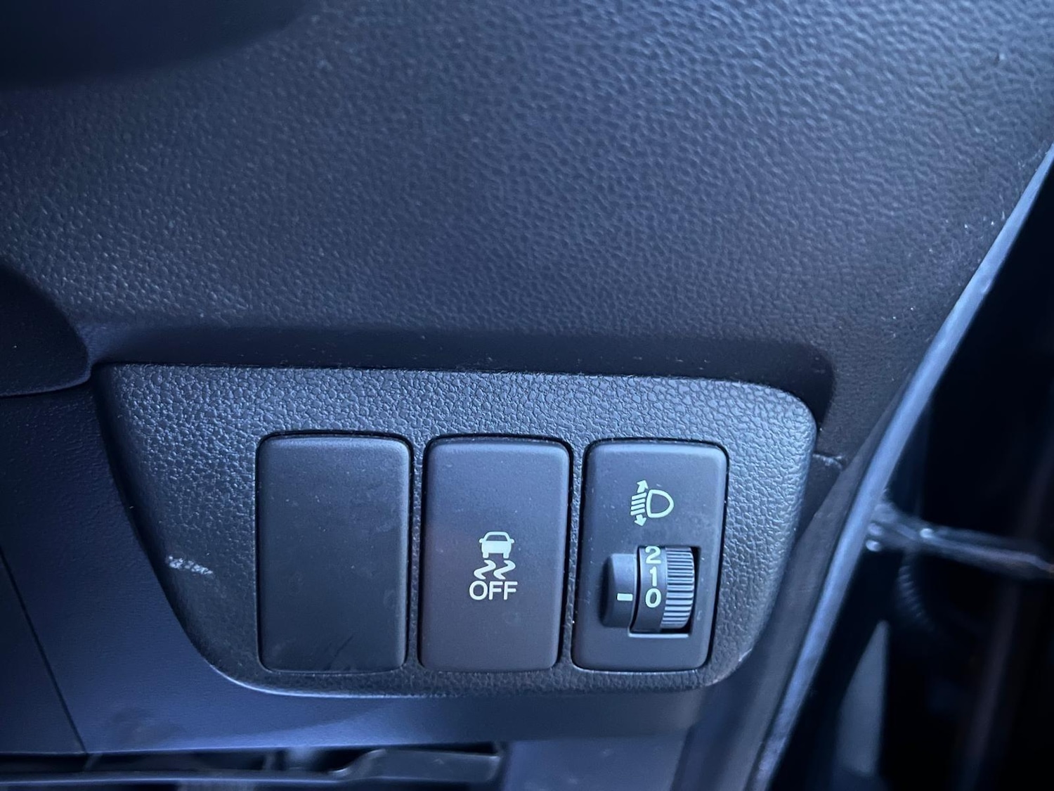 Used Honda Jazz 2014 for sale - 77320795: Photo 32