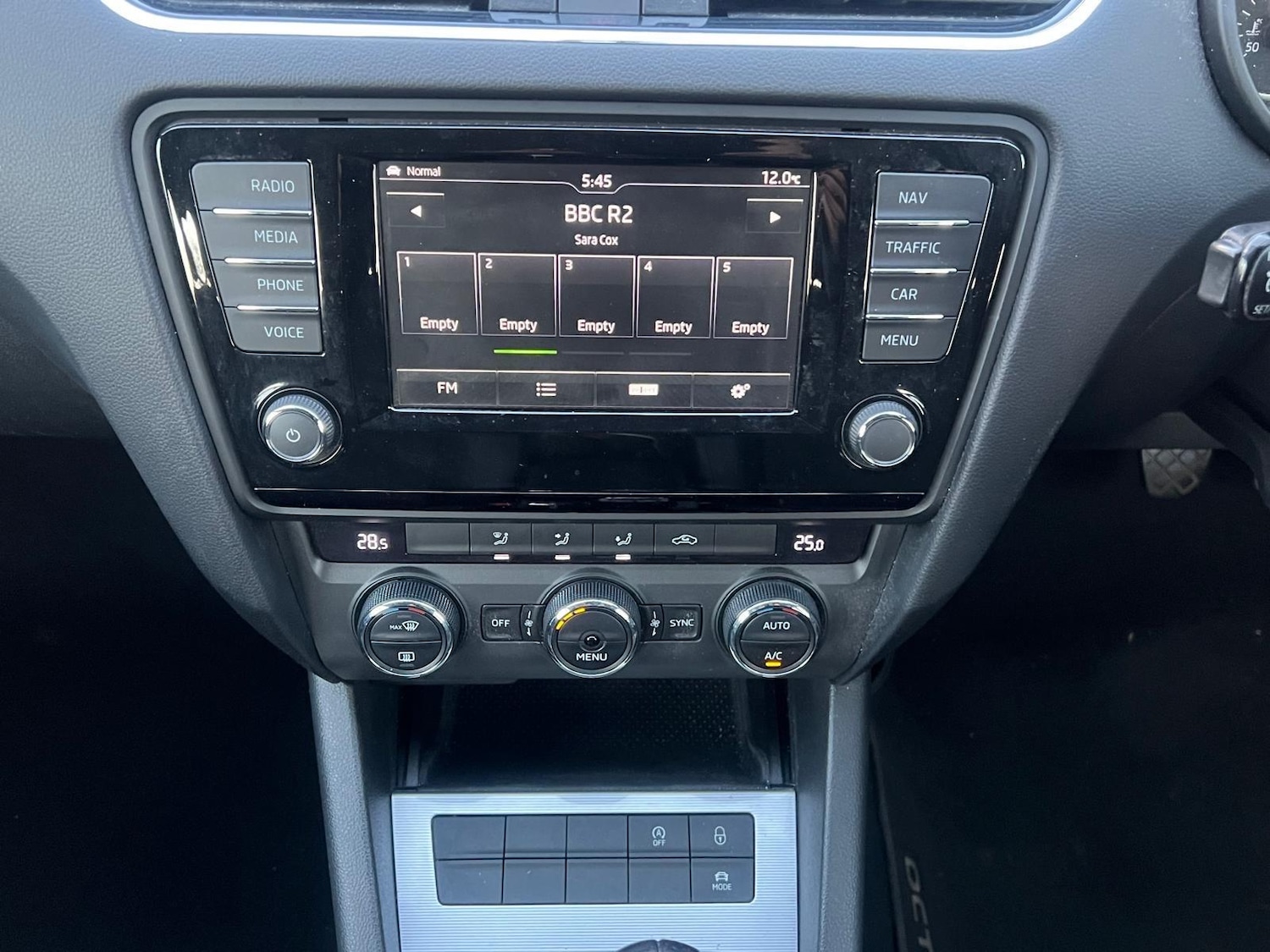 Used Skoda Octavia 2016 for sale - 77853608: Photo 24