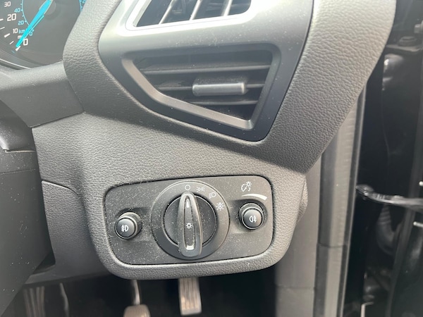 Used Ford Kuga 2016 for sale - 76284056: Photo 31