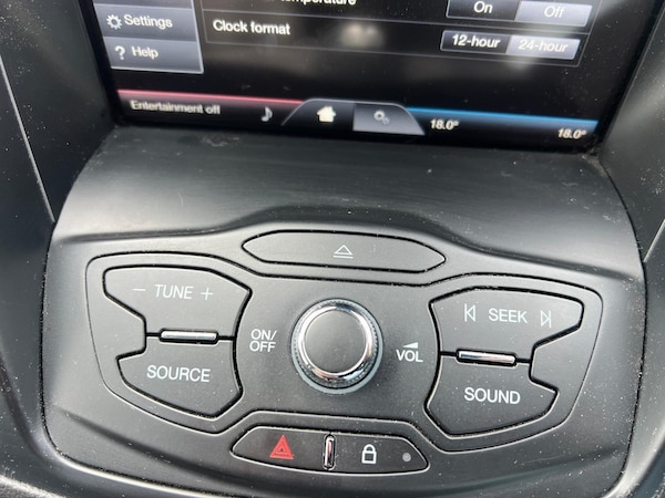 Used Ford Kuga 2016 for sale - 76284056: Photo 33