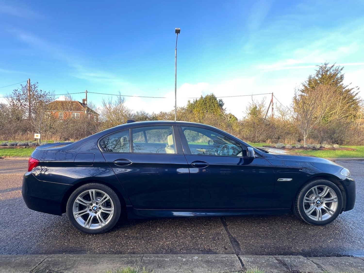 Used BMW 5 Series 2012 for sale - 77358685: Photo 17