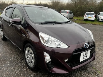 Used Toyota Aqua 2016 for sale - 75327006: Photo