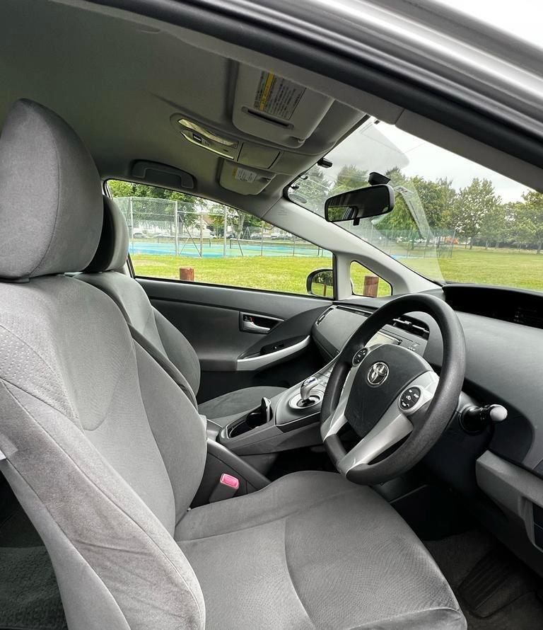 Used Toyota Prius 2023 for sale - 76645755: Photo 11