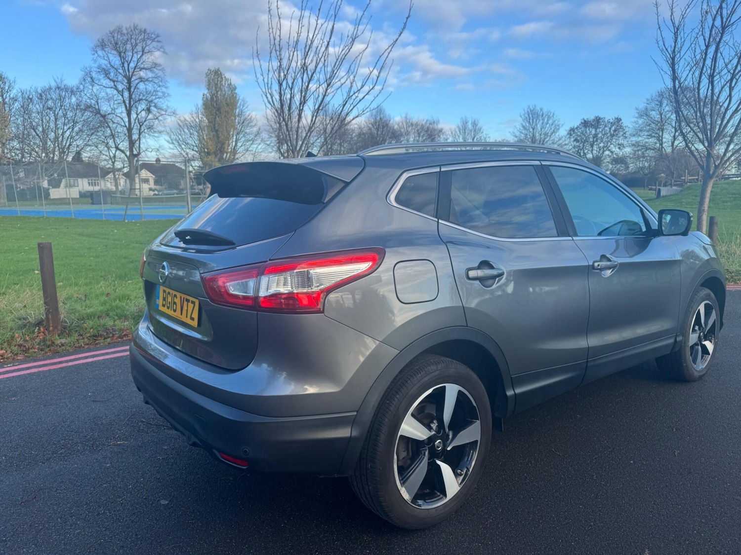 Used Nissan Qashqai 2016 for sale - 76925900: Photo 8