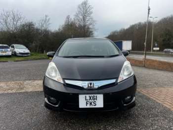 2023 (61) - Shuttle Estate 1.3 Hybrid 5-Door