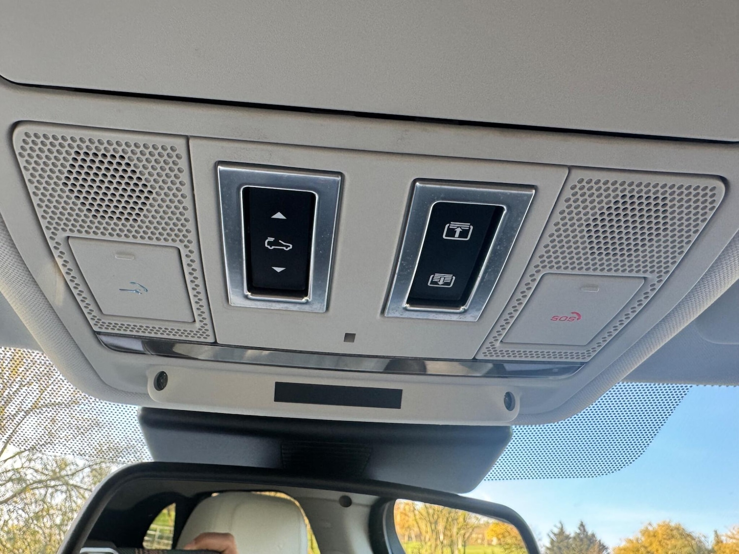 Used Jaguar F-Pace 2016 for sale - 76714899: Photo 43