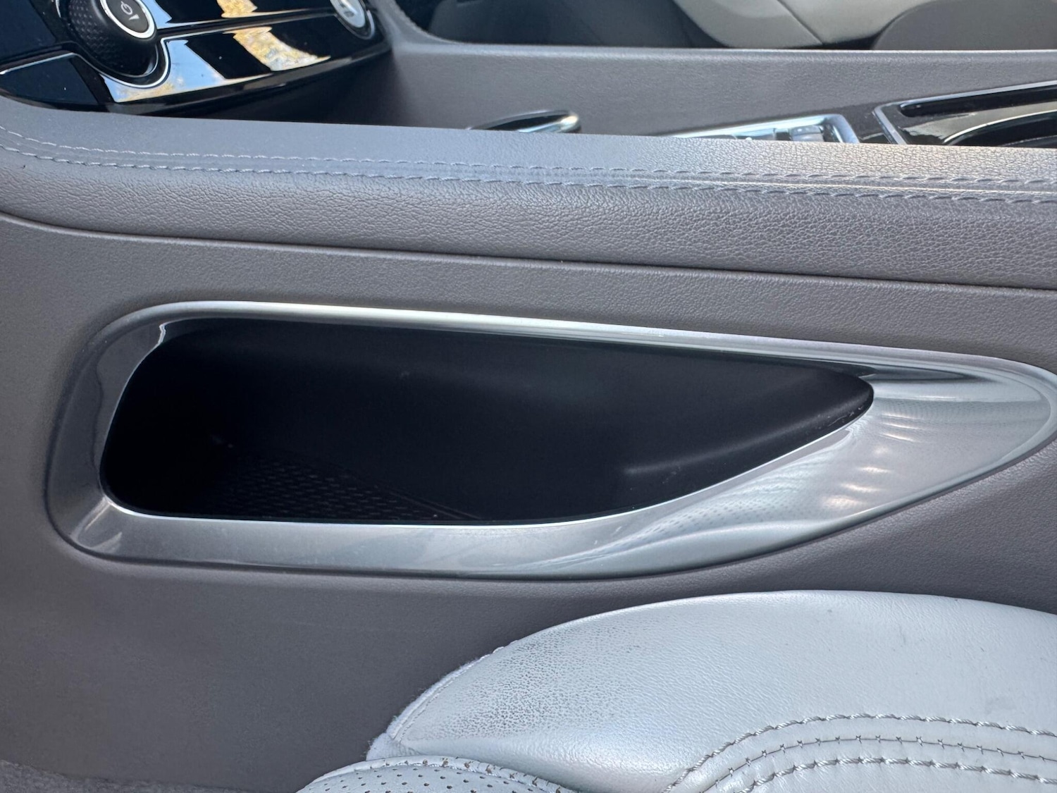 Used Jaguar F-Pace 2016 for sale - 76714899: Photo 48