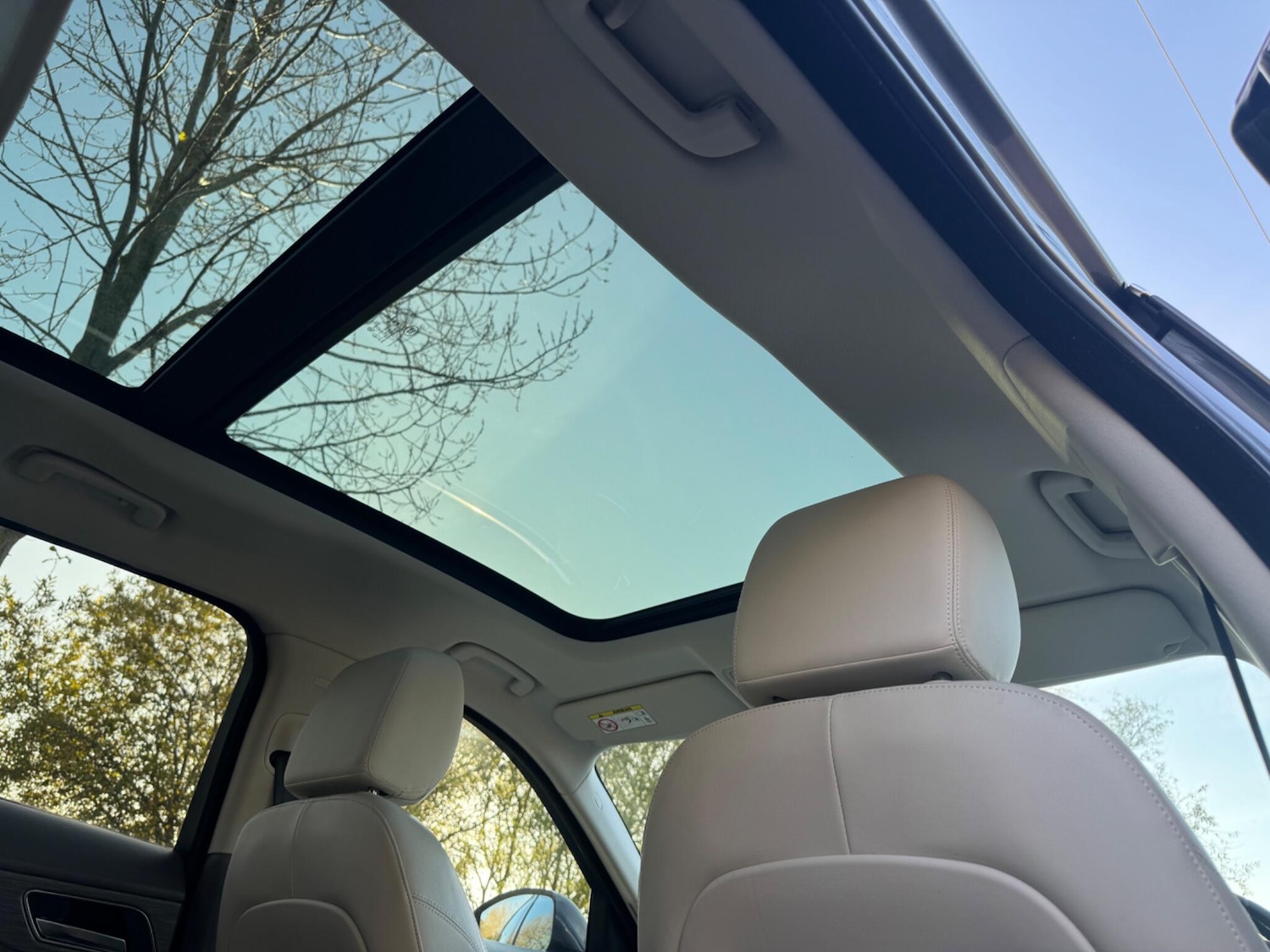 Used Jaguar F-Pace 2016 for sale - 76714899: Photo 64