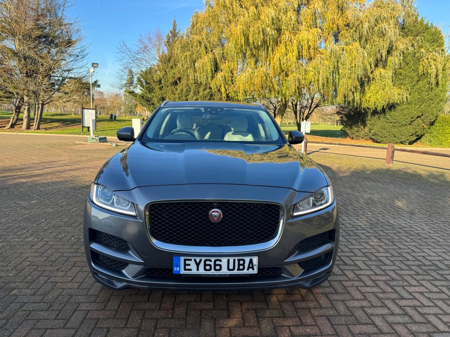 Used Jaguar F-Pace 2016 for sale - 76714899: Photo 7
