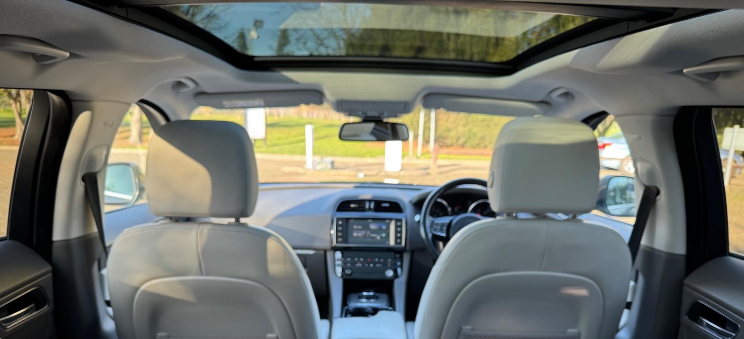 Used Jaguar F-Pace 2016 for sale - 76714899: Photo 71