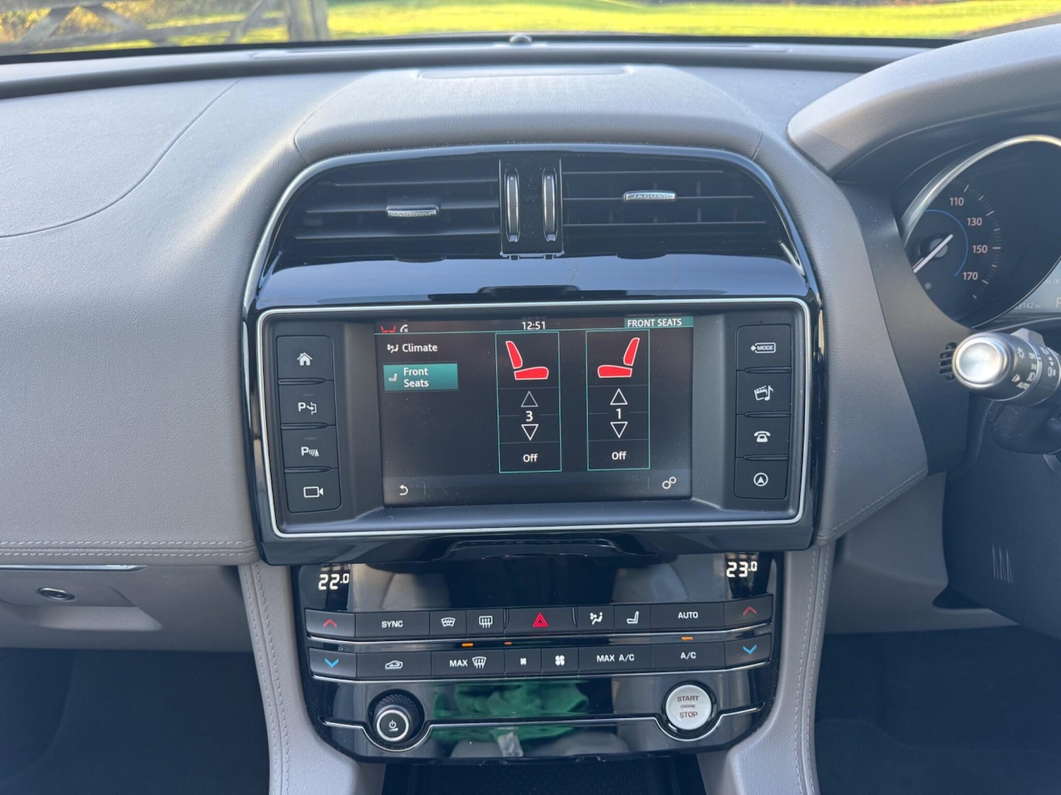 Used Jaguar F-Pace 2016 for sale - 76714899: Photo 72