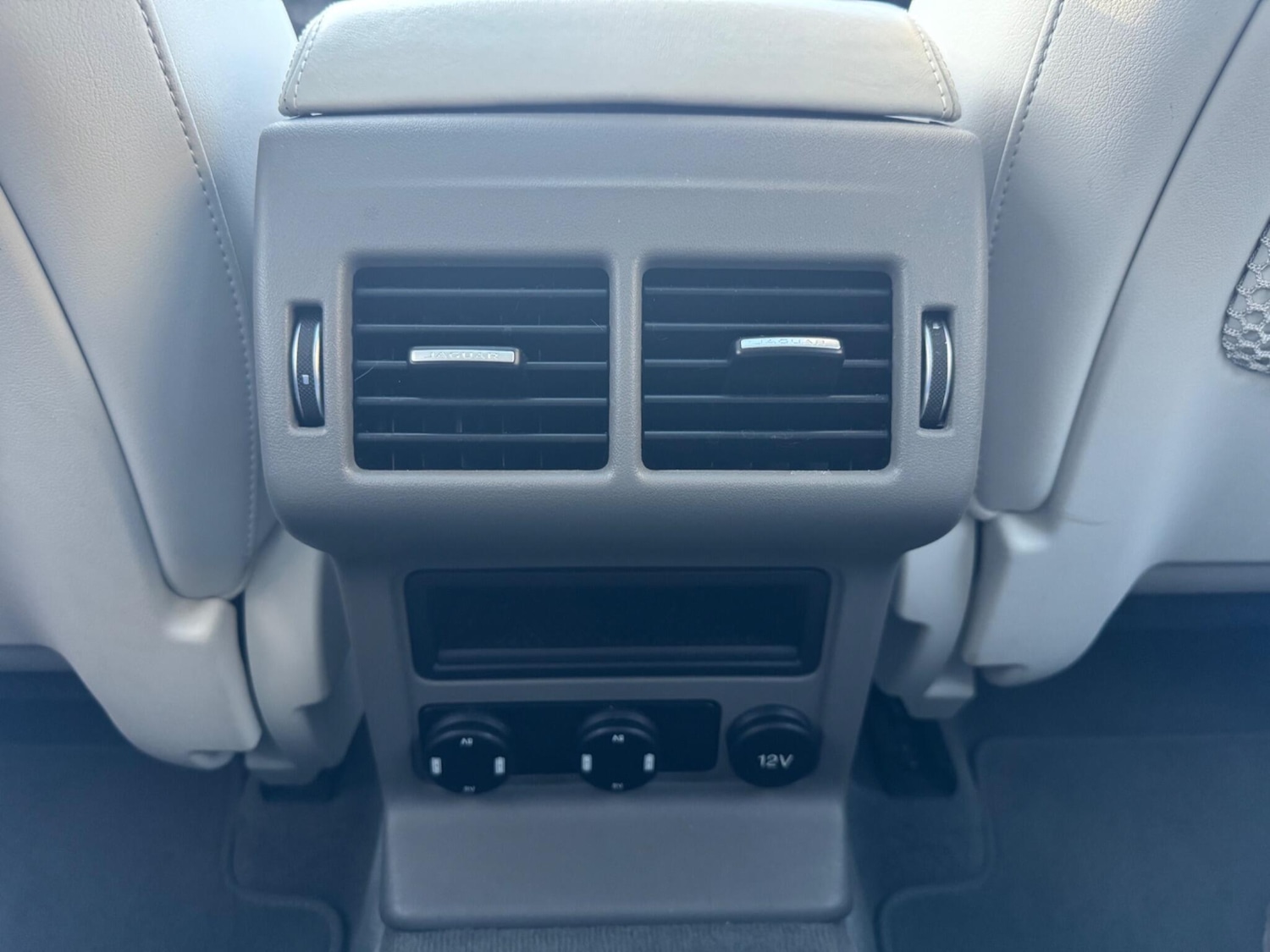 Used Jaguar F-Pace 2016 for sale - 76714899: Photo 73