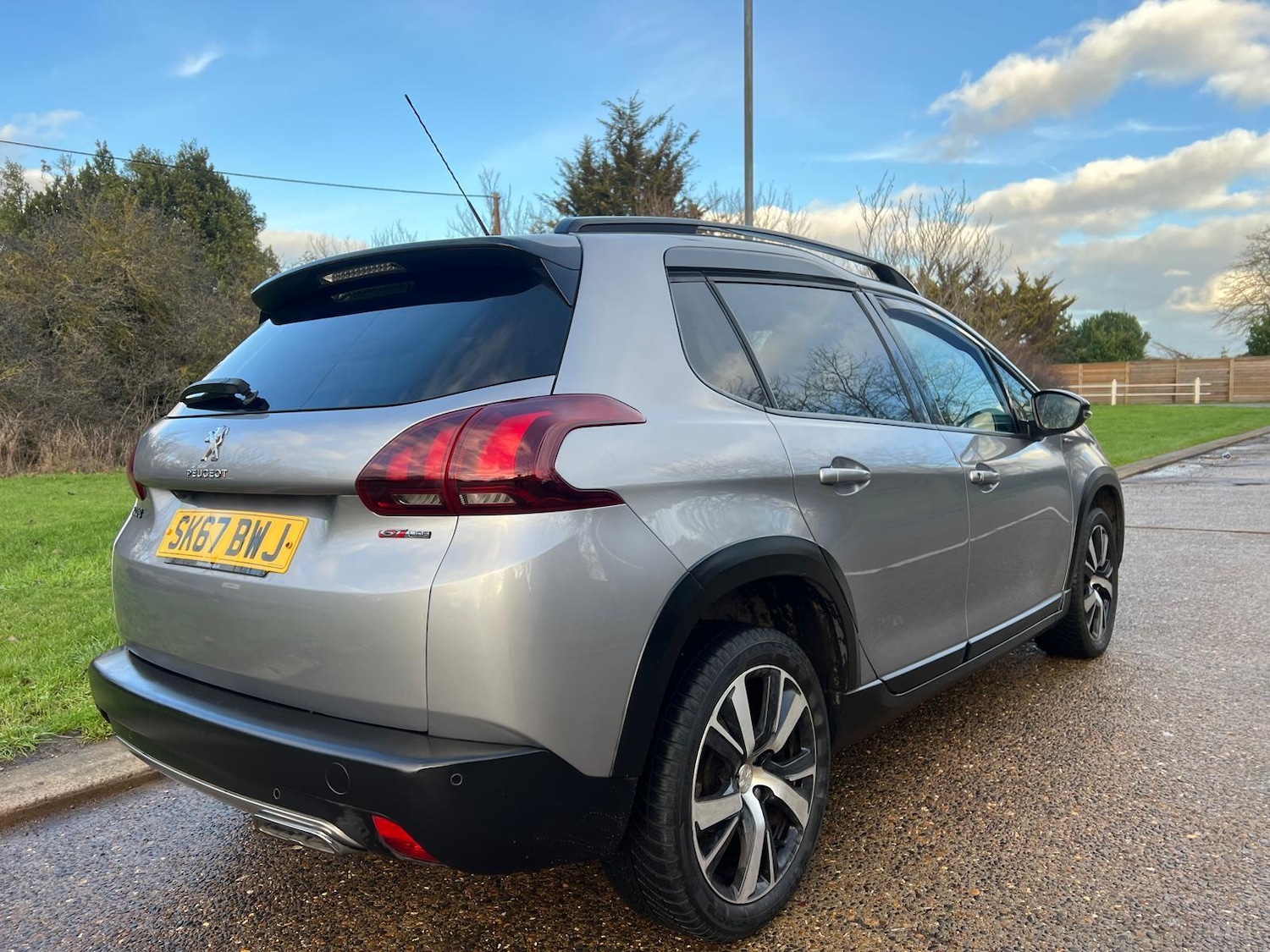 Used Peugeot 2008 2017 for sale - 77229223: Photo 11
