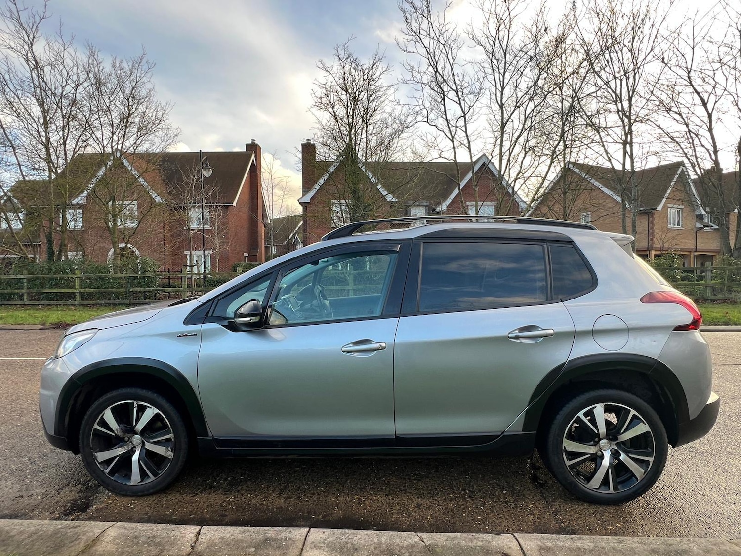 Used Peugeot 2008 2017 for sale - 77229223: Photo 14
