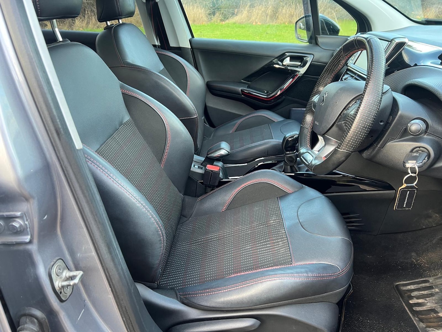 Used Peugeot 2008 2017 for sale - 77229223: Photo 20