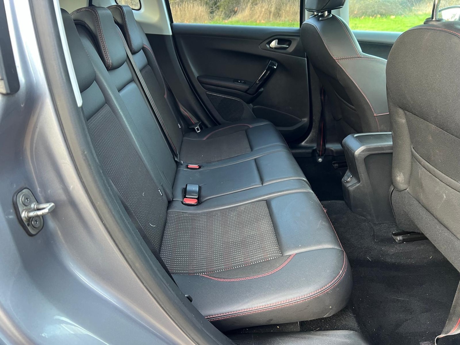 Used Peugeot 2008 2017 for sale - 77229223: Photo 30